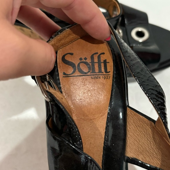 SOFFT Women’s Black Leather Cork Wedges Heels Sandals w/ Silver Buckle - size 7 - Picture 6 of 7